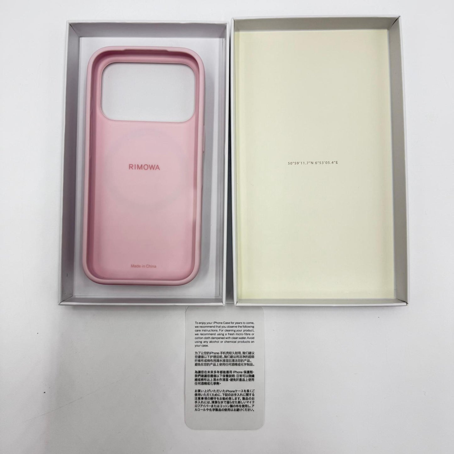 New RIMOWA Ballerina Pink Mag Safe iPhone 17 Pro Case 52900021