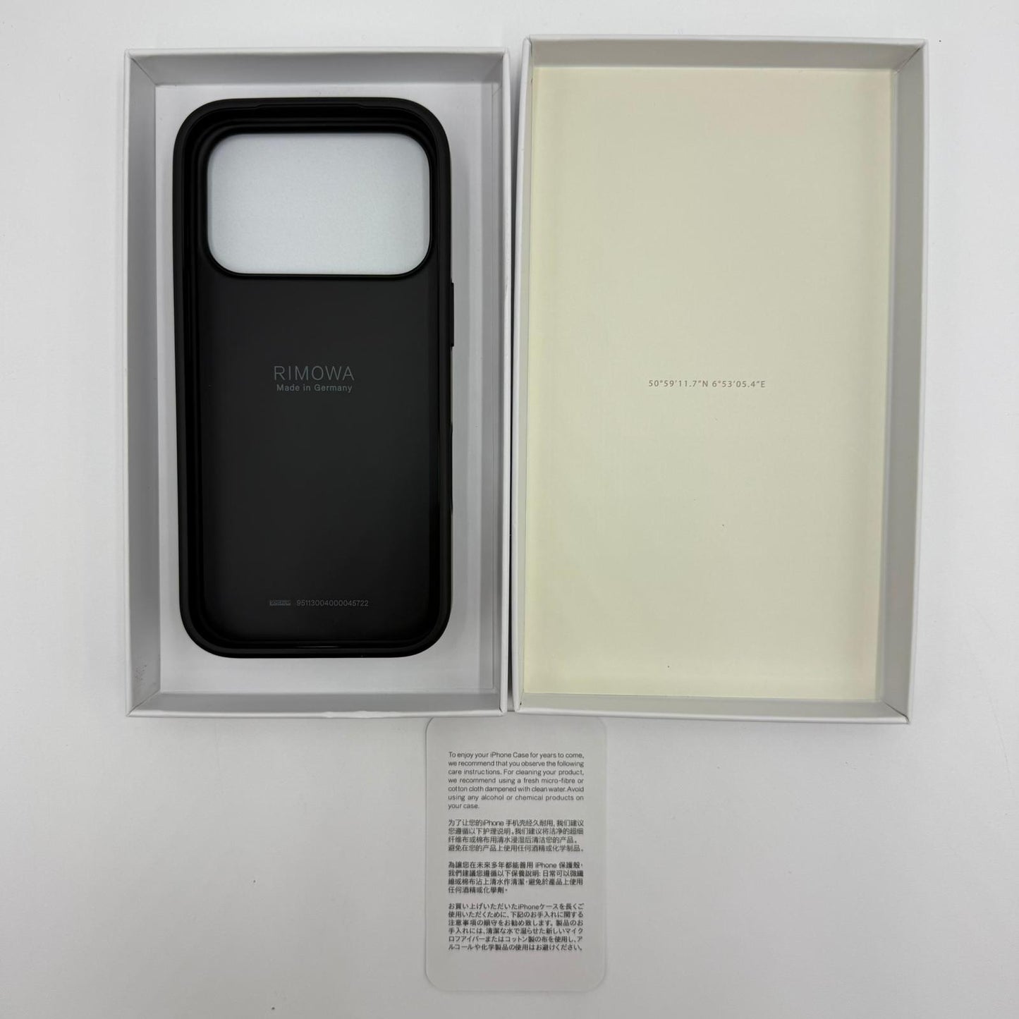 RIMOWA iPhone 17 PRO Phone Case (Black) Mag Safe - BRAND NEW