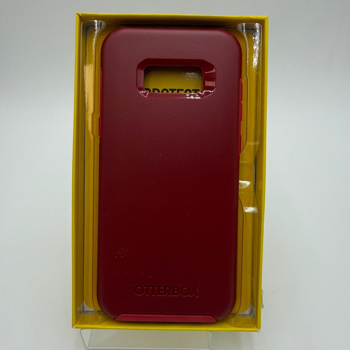 OtterBox Symmetry Samsung Galaxy S8+ Phone Case Red